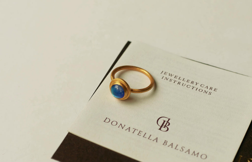 JAIPUR PETITE RHODOLITE STACKING RING