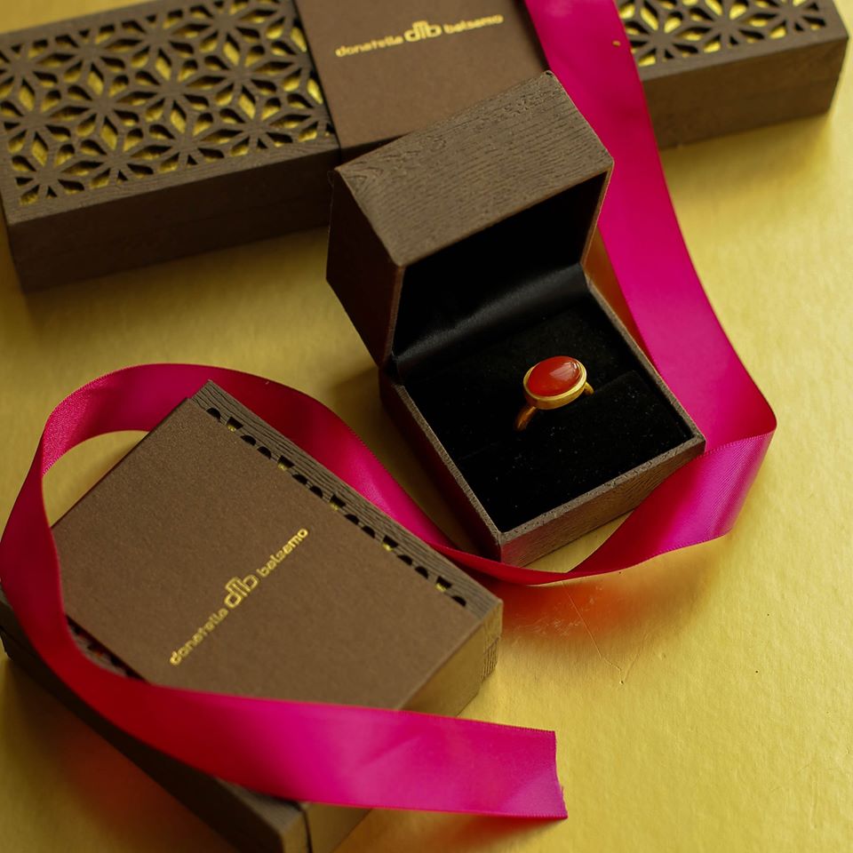 JAIPUR RED CABOCHON STACKING RING