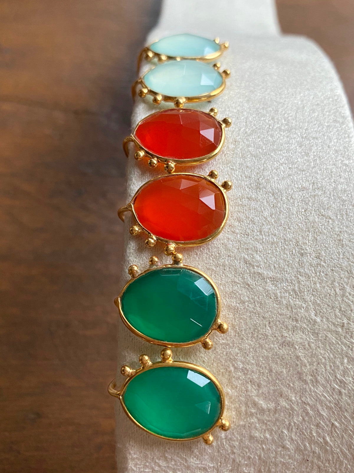 AMAZONIA ORGANICA GREEN STUD EARRINGS